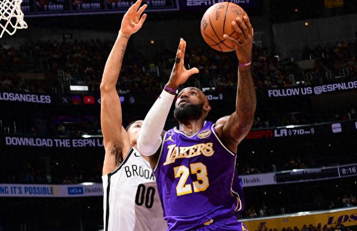 詹姆斯：首次父子连线是难忘瞬间 我在联盟快攻得分位列榜首