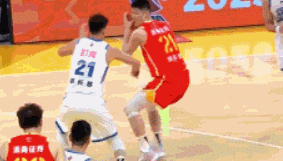 不！胡金秋最新伤情通报！他堪称中国男篮的核心支柱