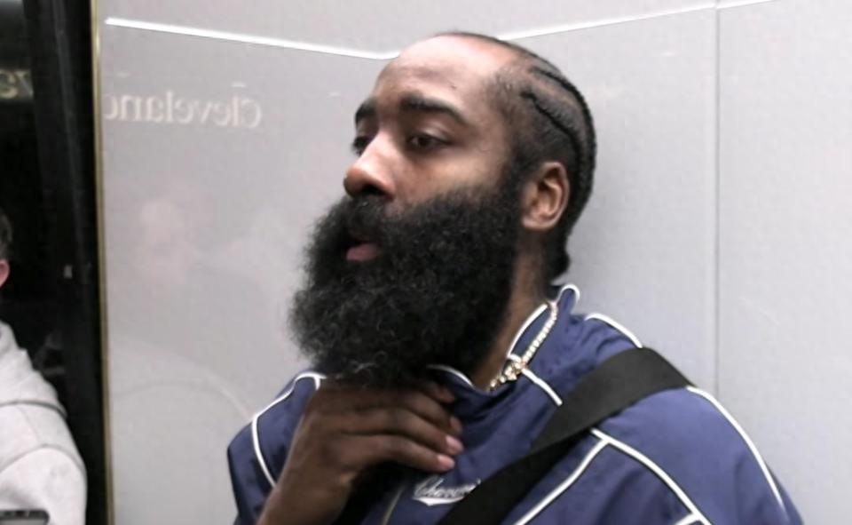 未能战胜绿衫军！哈登表示：凯尔特人是骑士的参照标准 对我人生影响最深的女人是母亲