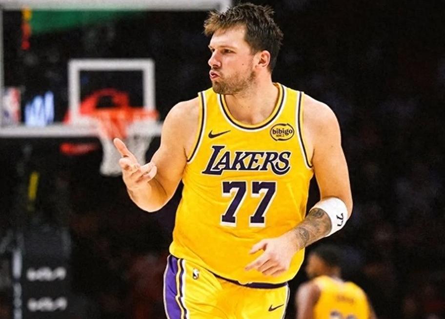 东契奇近况更新：在斯洛文尼亚陪伴女儿，完成后续治疗后将与湖人汇合