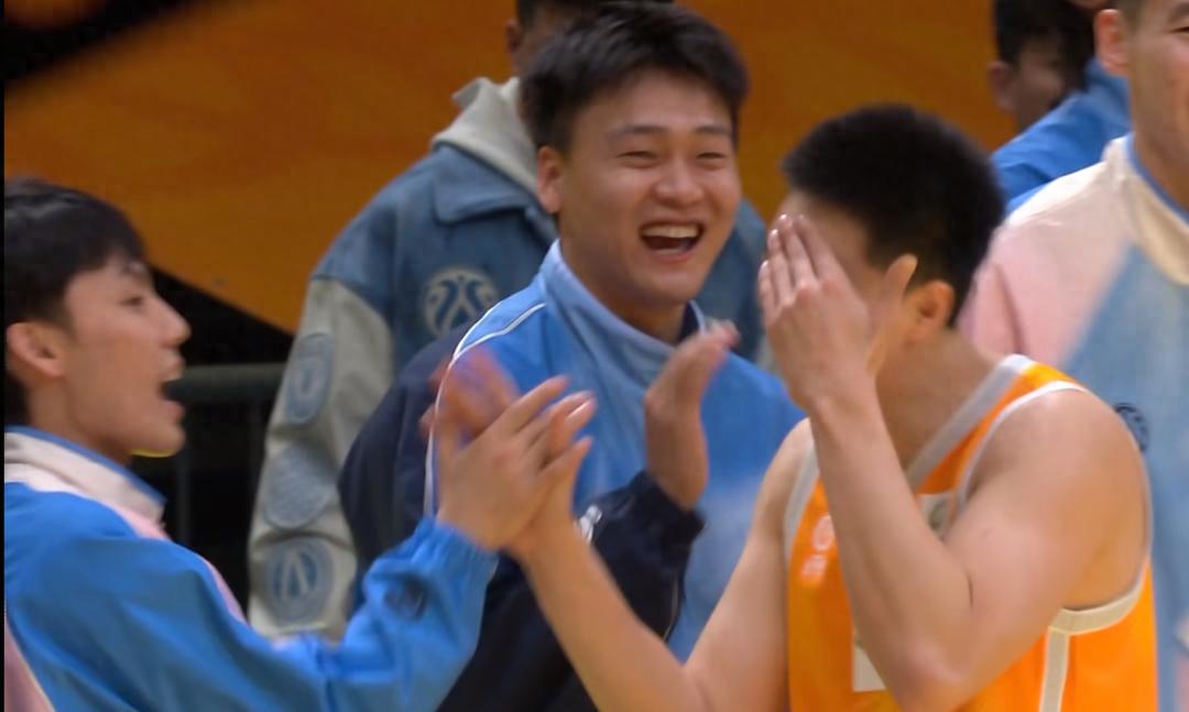 外援决胜引发争端！1998年这无疑是CBA历史上，最具特色的全明星赛事