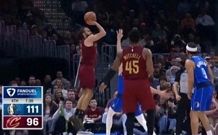 七投六中!惊艳亮相!哈登终迎射手归来