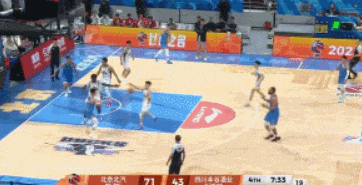12+6！正式联手周琦！这可是NBA三冠中锋