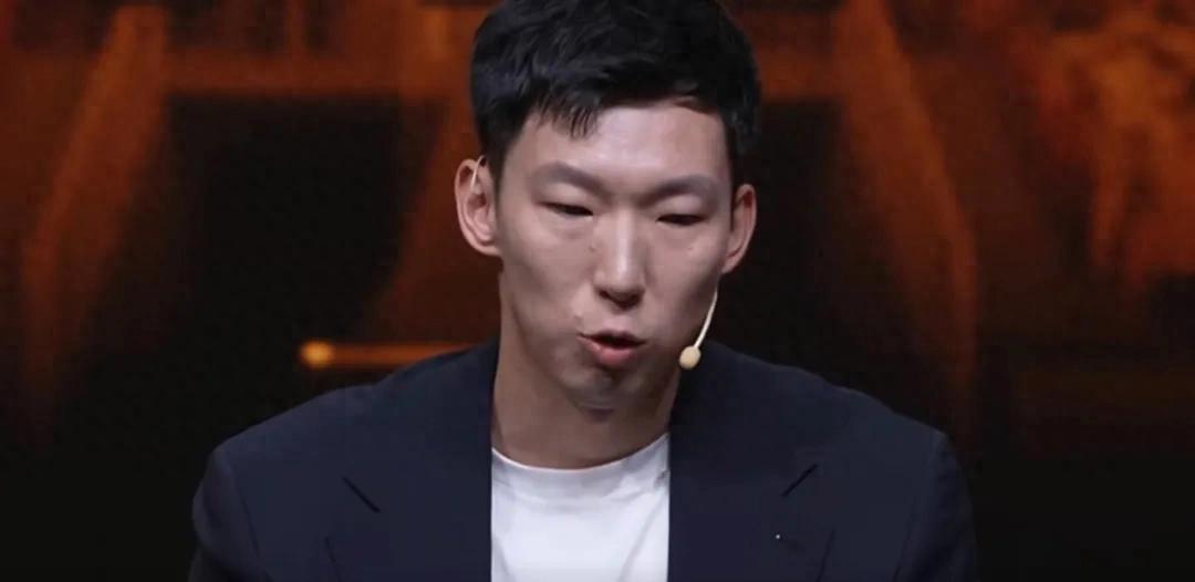 周琦在解说中说了些男篮的实在话