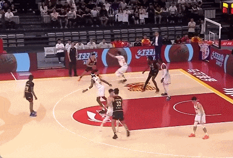 15次出手命中13球!中国男篮首发核心球员!感谢你,贺希宁!