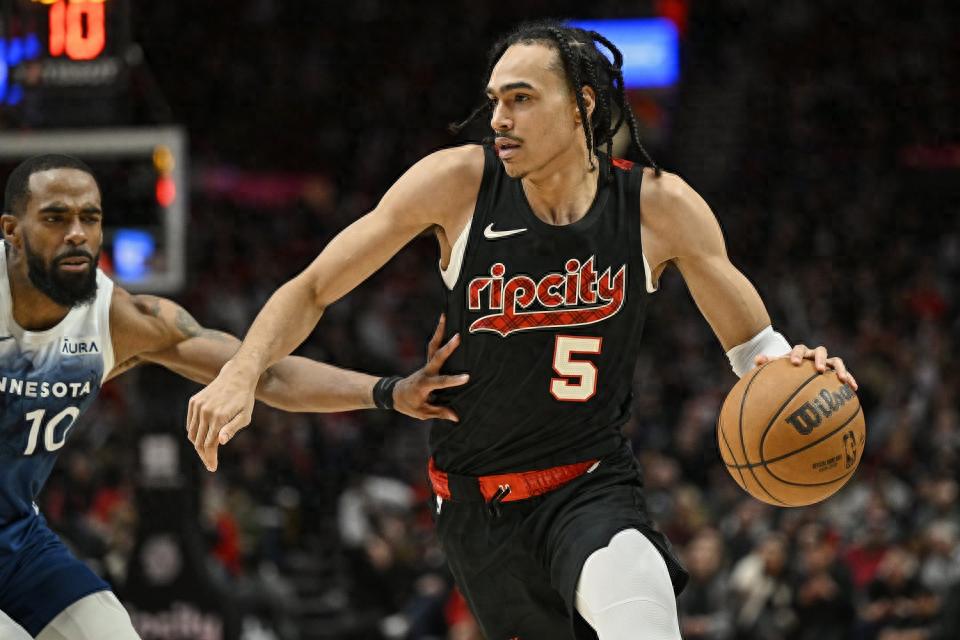 快船再次进行引援操作!班顿以10天短合同加盟,G联赛场均贡献24分6助4助攻