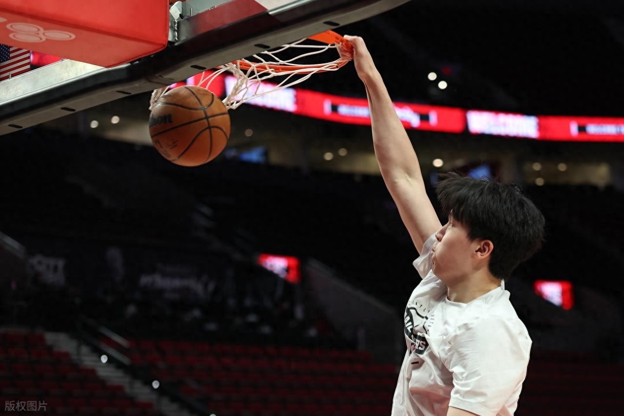 赴美征程中最关键的一场较量！杨瀚森以16投14中的高效表现狂揽31分刷新纪录，混音队憾负于圣迭戈快船