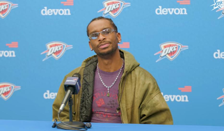 亚历山大：至少出战65场方能参与奖项评选是合理要求 我的身体状况远比任何荣誉都重要