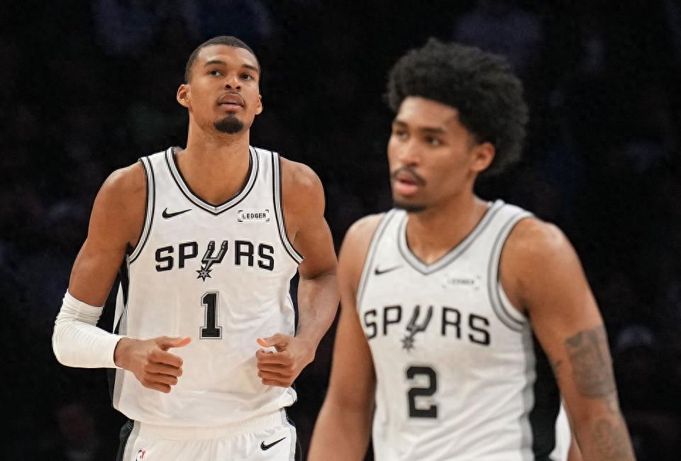 马刺虽陷绝境但仍有生机!ESPN建议:哈珀G3应首发以解放文班