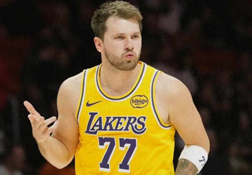 辟谣！东契奇团队确认伤势加重说法不实 医学专家预估最快10天可重返赛场