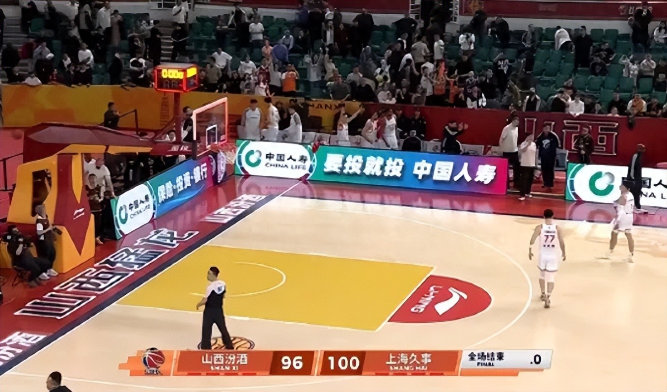 回来了！小易建联啊！即将迎来CBA生涯的首秀。