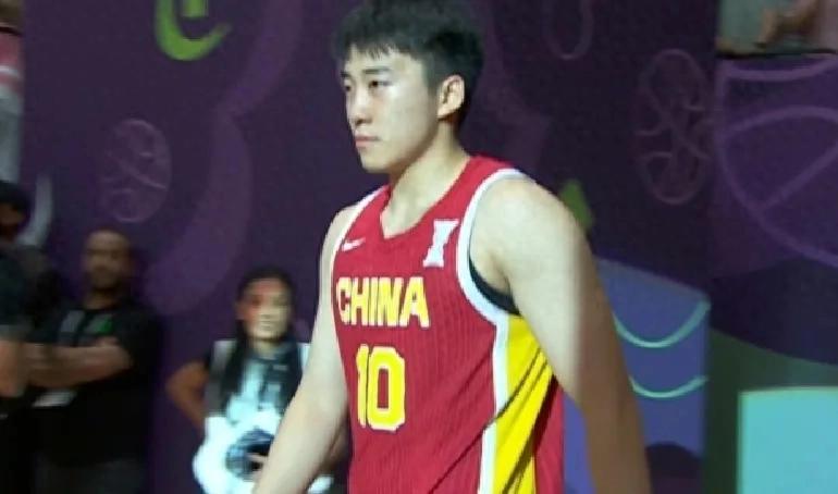 22投5中!彻底没了!中国男篮主力前锋竟然这般低迷