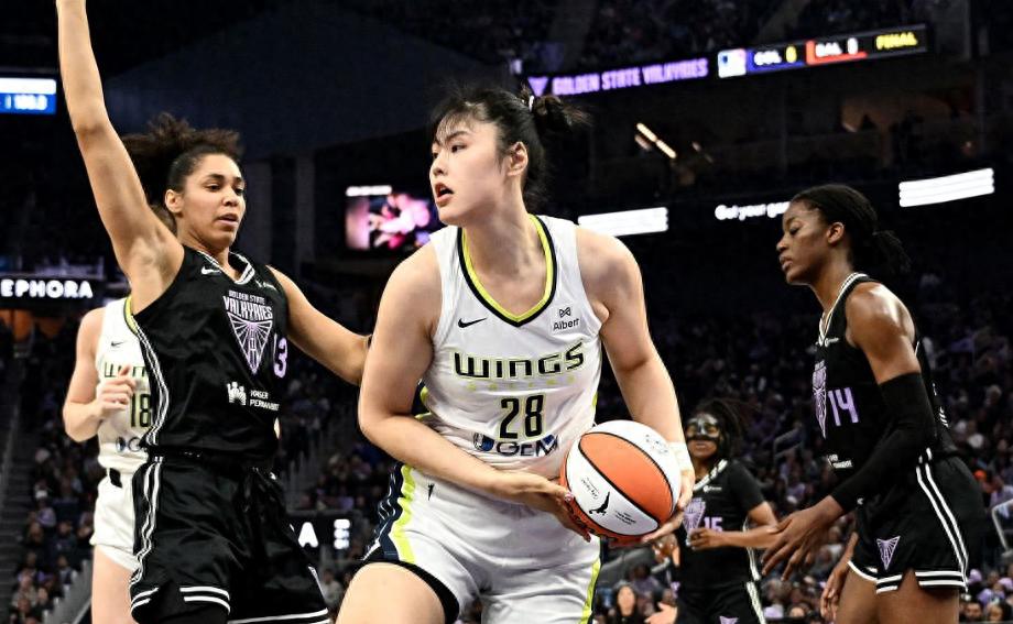 WNBA季后赛对阵形势揭晓:李月汝随飞翼迎战女武神,韩旭助自由人对阵山猫