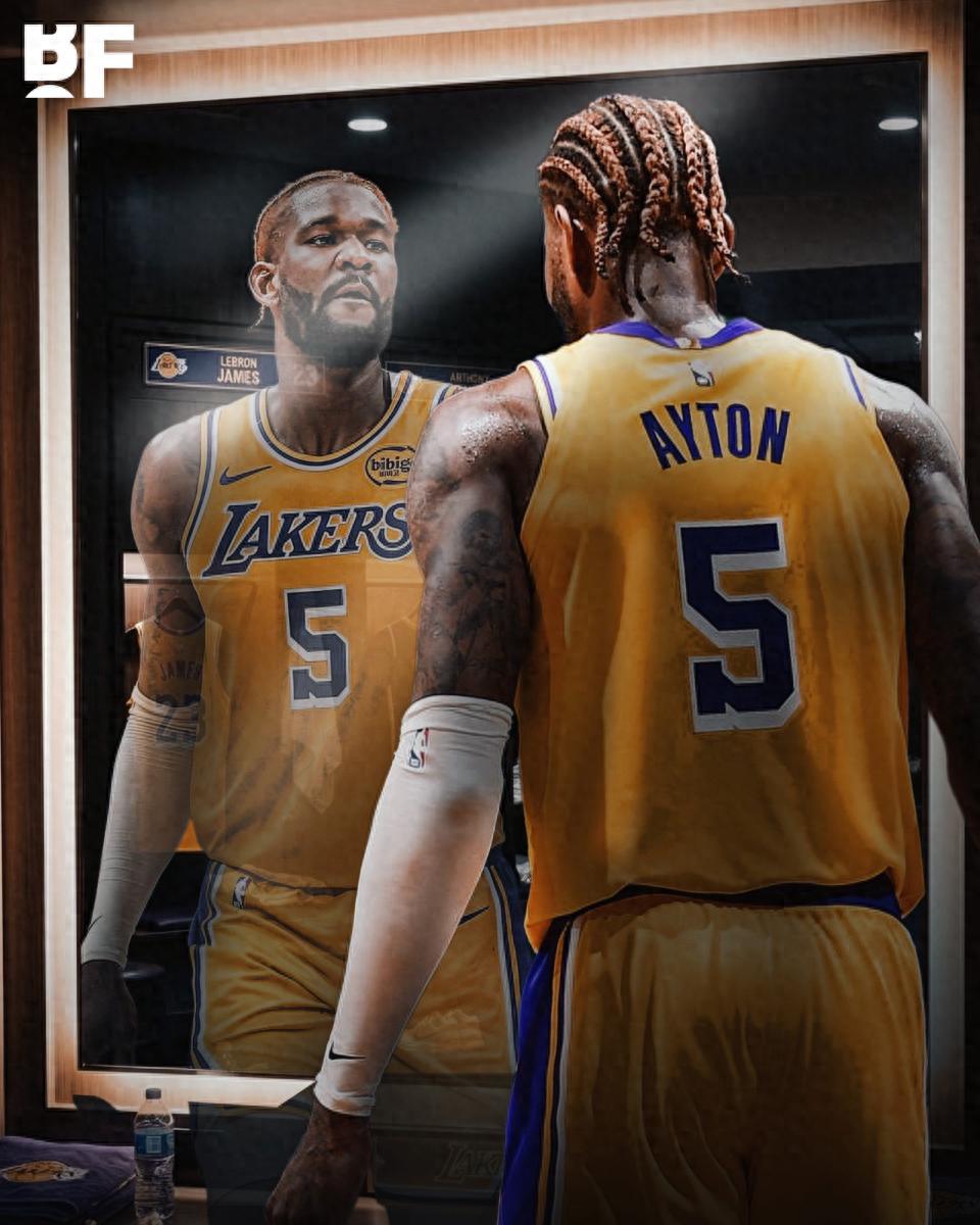 湖人连胜六场的关键因素！艾顿调整策略：专注于防守与篮板