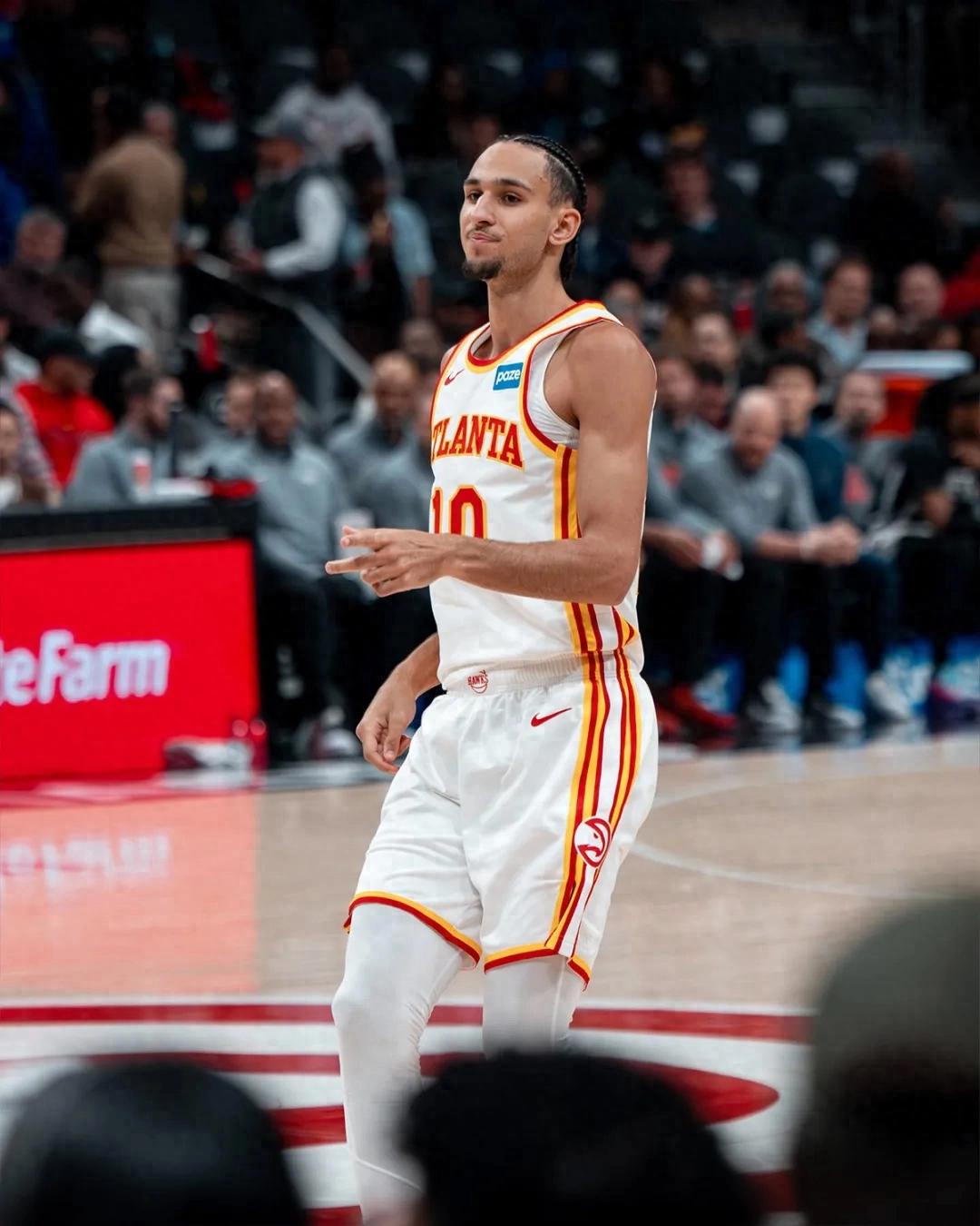 联盟生涯两年，逐渐淡出的状元里萨谢