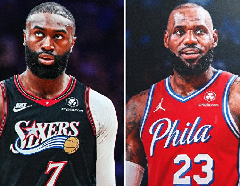 布朗评NBA史上最强五人:新队友詹姆斯入选,库里被贾巴尔替代