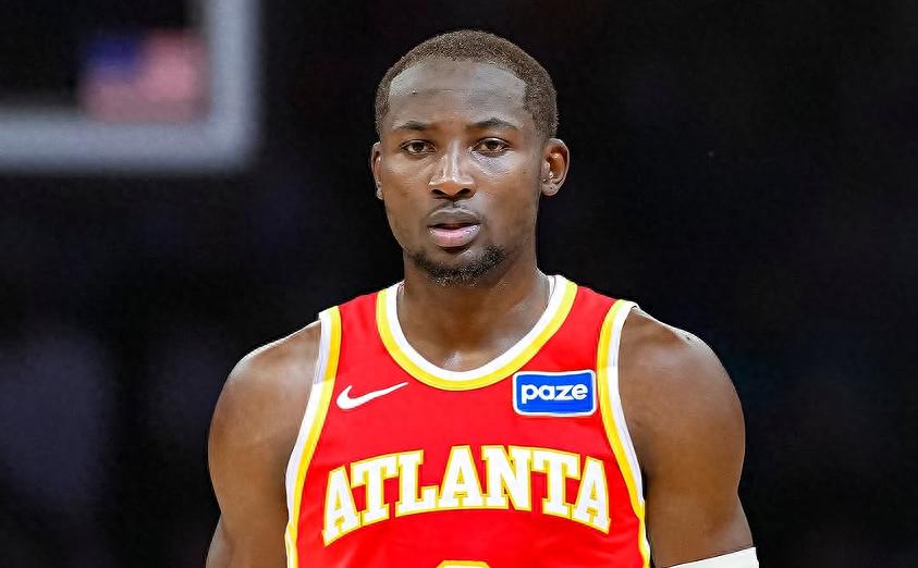 库明加将于明天迎来他在老鹰队的首次亮相!知名记者称其风格与约翰逊相似:可能再次被交易