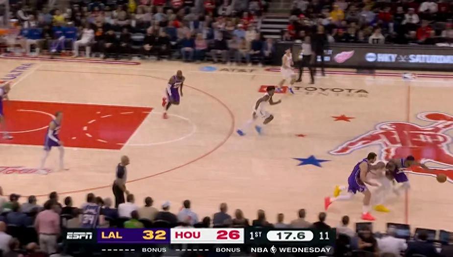 詹姆斯本赛季最精彩的一场比赛，献给了宿敌杜兰特