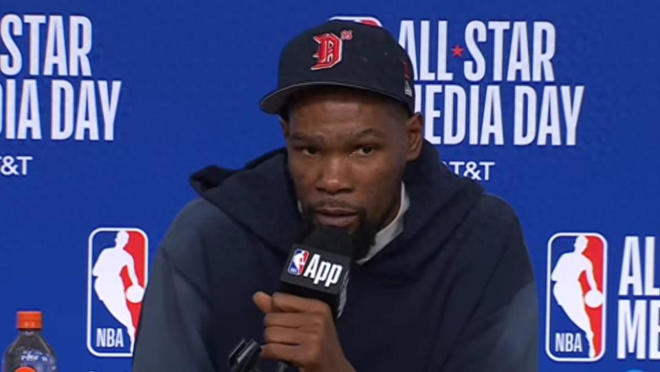 杜兰特:老一辈的全明星赛并没有达到抢七那样的激烈程度,球迷和媒体只是需要一些话题来吐槽。