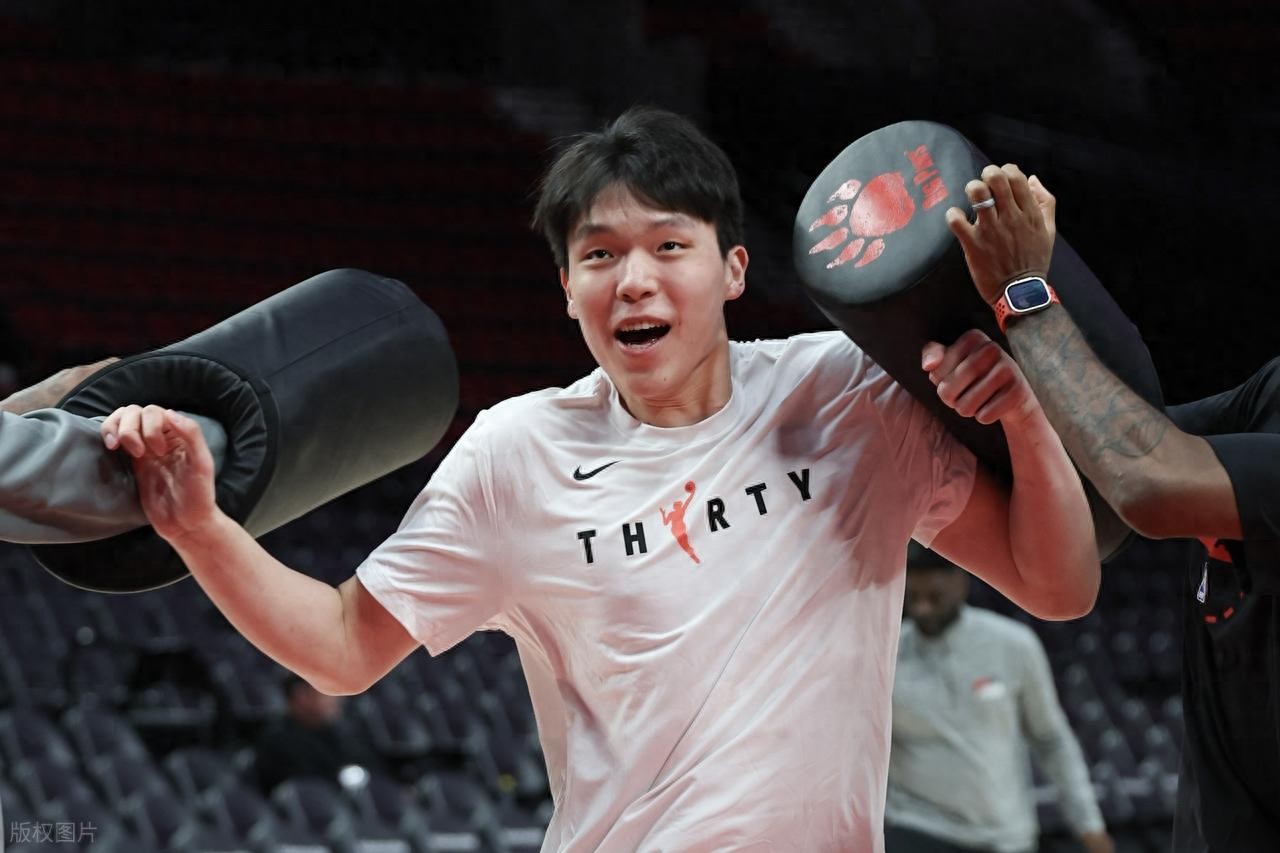 关键对决！杨瀚森两分钟无数据贡献 阿夫迪亚35分 开拓者击败快船跃居西部第八