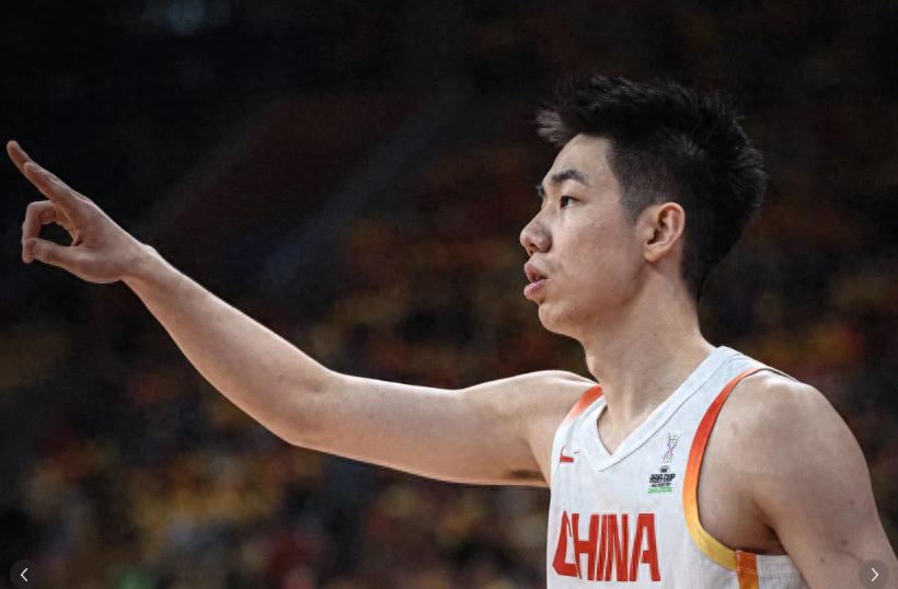 丁彦雨航，这位中国篮球运动员真是“与众不同”