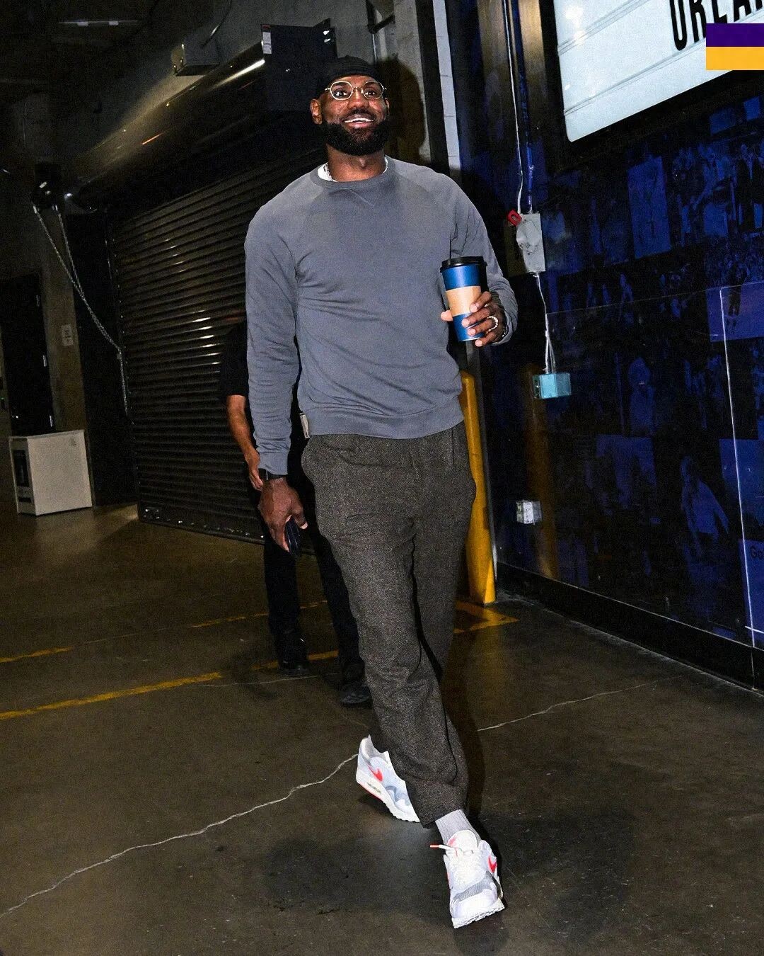 东契奇再次犹豫不决！拒绝出手绝杀球！把责任推给詹姆斯，湖人最终以一分之差输给魔术