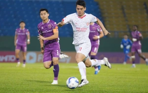 屈文康在亚洲杯参赛球员中表现最为突出