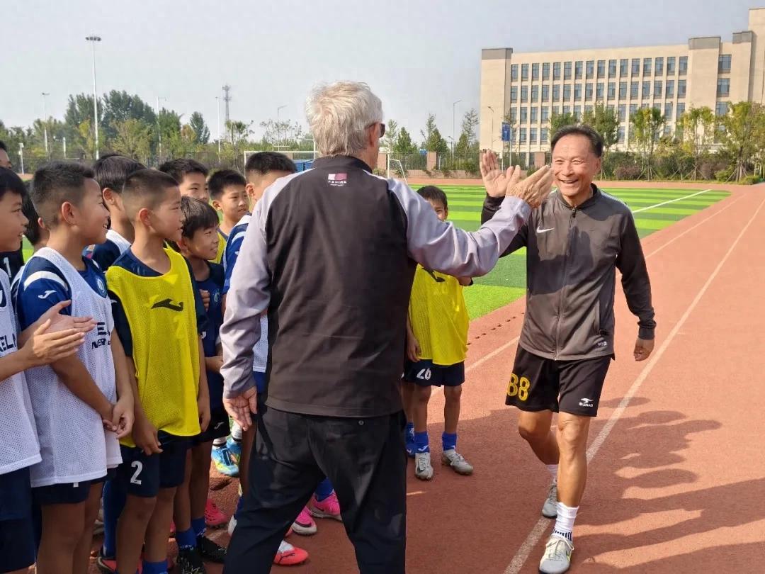 我们需要什么样的青训总监？——沈祥福在河北的半年表现