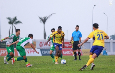 在越南甲级联赛第十二轮后：朴恒绪教练的队伍错失争夺榜首的机会