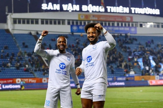 尽管未能破门，Xuân Son依然获得对方教练的高度赞扬