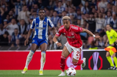 波尔图与诺丁汉森林握手言和，欧联杯半决赛之门敞开