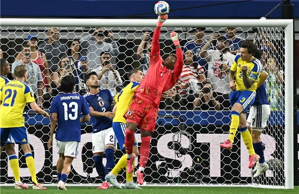2026年世界杯:蓝色武士惊险战平,狂欢之夜沸腾