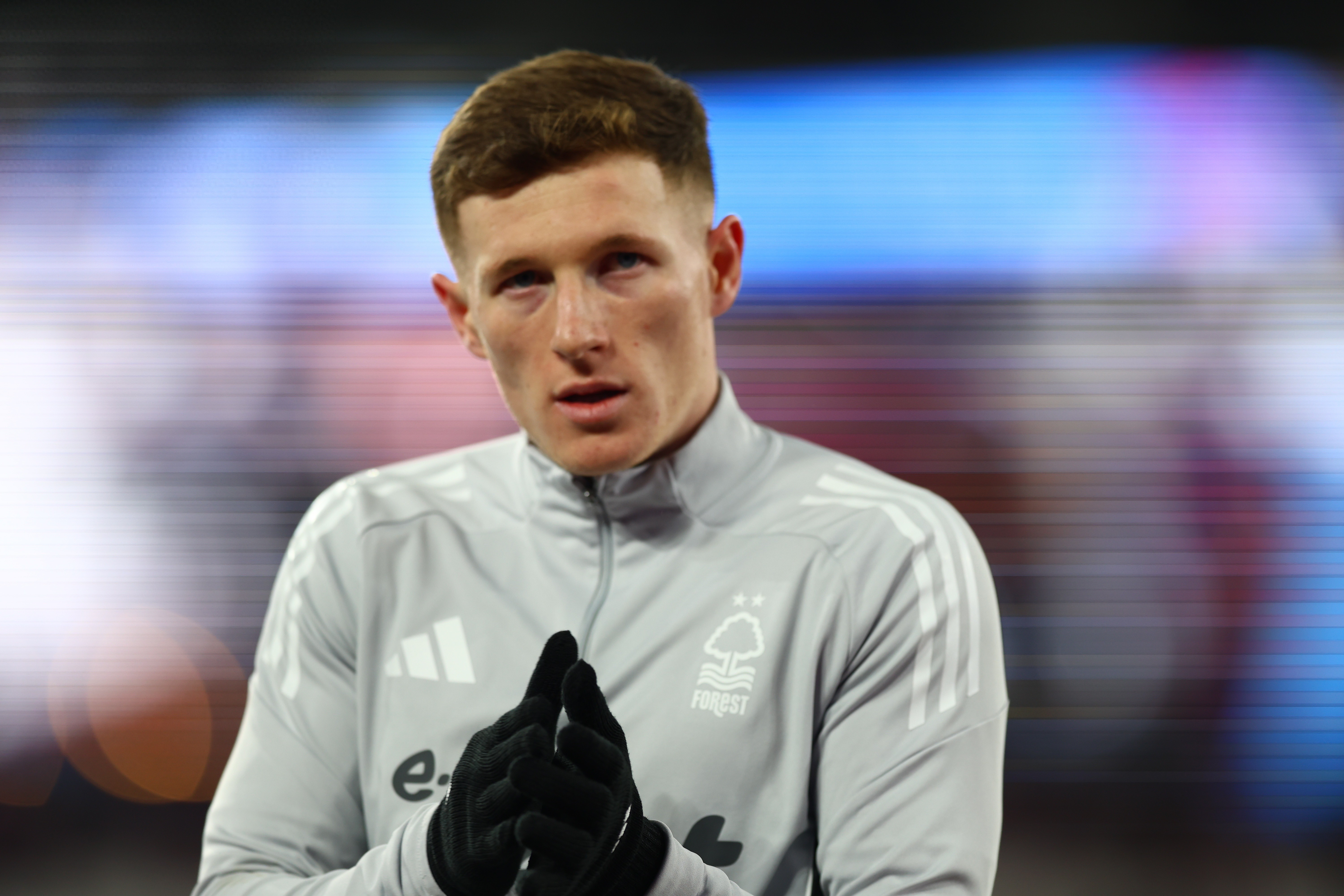 英格兰球员身价高昂 曼彻斯特双雄青睐安德森 森林队标价逾一亿英镑