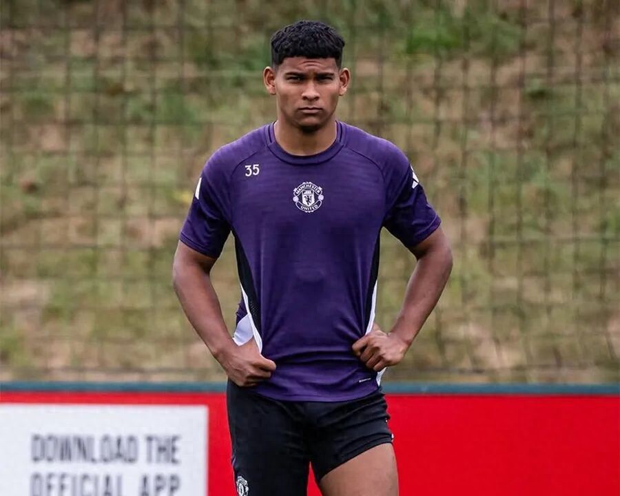 曼联700万英镑新援遭忽视，意图替代马拉西亚！不住豪宅只为眺望梦剧场