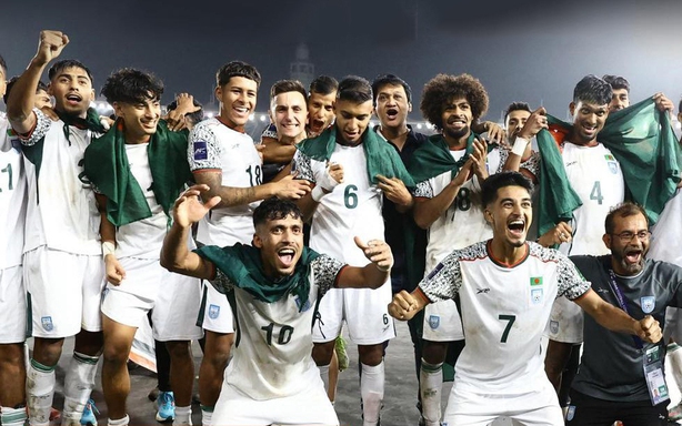 英超球员与越南国家队交锋