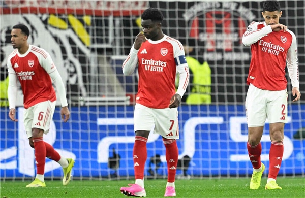 阿森纳的四月阴影