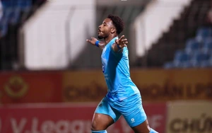 Xuân Son助力南定晋级国家杯半决赛