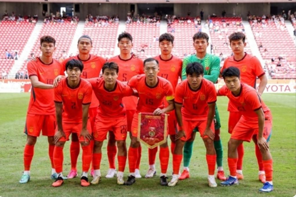 0-0战平阿联酋!U23国足三战未尝败绩,以头名身份闯入八强,李昊的精彩扑救成为关键功臣