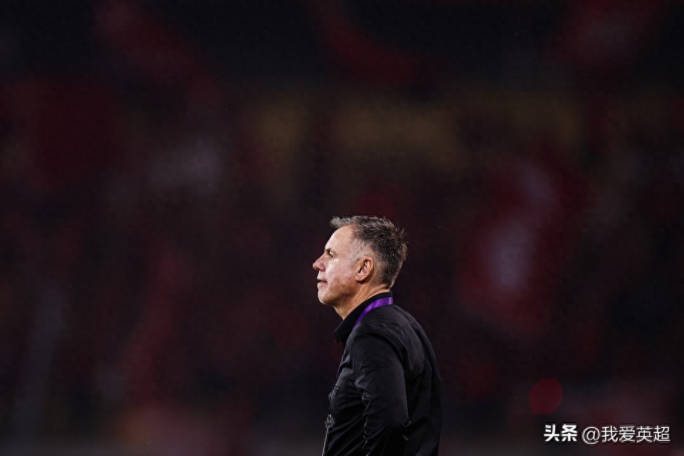 曾以0-8惨败英格兰！曝52岁中国女足外教辞职，或由本土教练带队征战亚运会