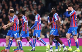 欧协杯十六强首回合赛果：水晶宫主场平局，佛罗伦萨击败拉科夫