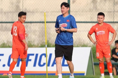 官方消息：韩国籍助理教练告别越南国家队