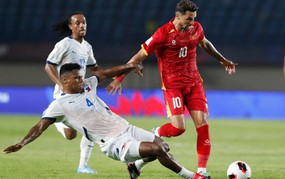 越南队在FIFA东盟杯上失利:V-League留下了哪些空白?