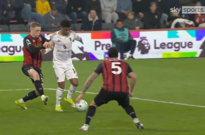 官方消息：英超联赛发布紧急通告，曼联与伯恩茅斯战平