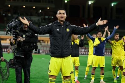 C罗引发热议的庆祝动作背后的含义