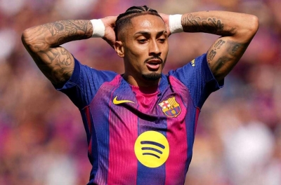 拉菲尼亚受伤，巴萨对国际足联不满