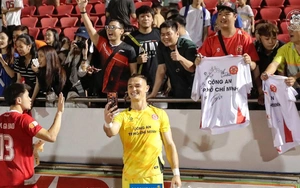 守门员黎江安抚自己