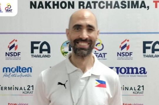 西班牙主教练宣布击败越南队