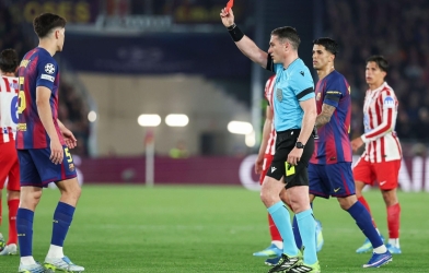 VAR屏幕之谜：库巴西寻求“公正”未果，红牌风波持续发酵