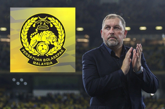 马来西亚队教练在迎战越南前祝贺胜利