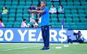 教练麦德忠表示：“我请求退出。”